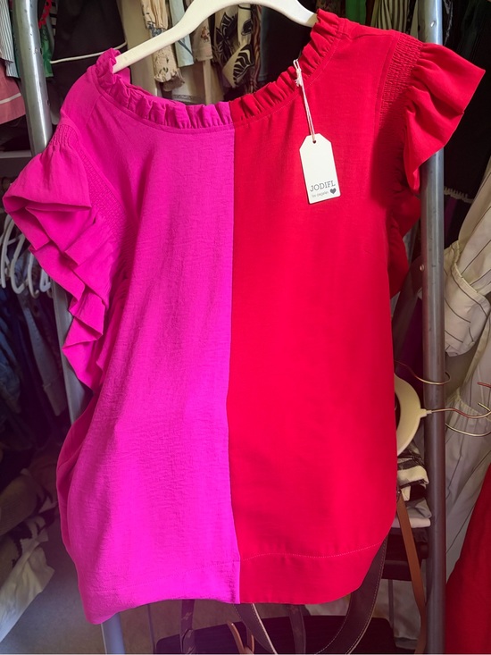 JODIFL Tops - JODIFL Two-Tone Ruffle Sleeve Blouse - Hot Pink & Red